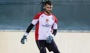 AZ Alkmaar ,Ajax,Maarten Paes