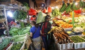 Bupati Fauzi, Bahan Pokok ,Ramadan ,Kabupaten Sumenep DPRD Surabaya, Revitalisasi, Pasar ,Surabaya,