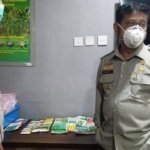 menteri-pertanian-syahrul-yasin-limpo-melakukan-inspeksi-pengawasan-tindakan-karantinaa.jpg menteri pertanian syahrul yasin limpo melakukan inspeksi pengawasan tindakan karantinaa