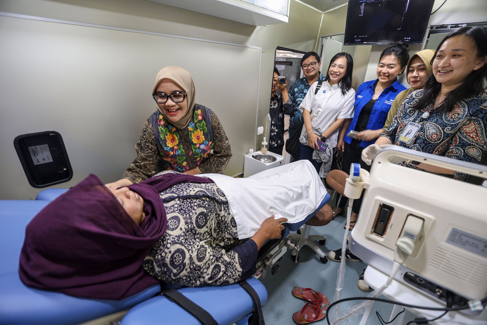 Harapan Baru bagi Ibu dan Bayi, Layanan Mobile Clinic Hadir di Surabaya