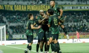 persebaya-surabaya-bruno-moreira-ardi-idrus.jpg Persebaya Surabaya