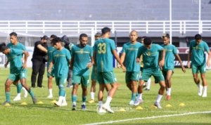 persebaya-surabaya-lakukan-latihan-ringan_20220819_124335.jpg Persebaya Surabaya, Bernardo Tavares