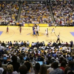 San Antonio Spurs Menghadapi Lakers dalam Rodeo Road Trip