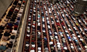 Hari Puasa Ke Berapa Masjid Al Akbar Surabaya,