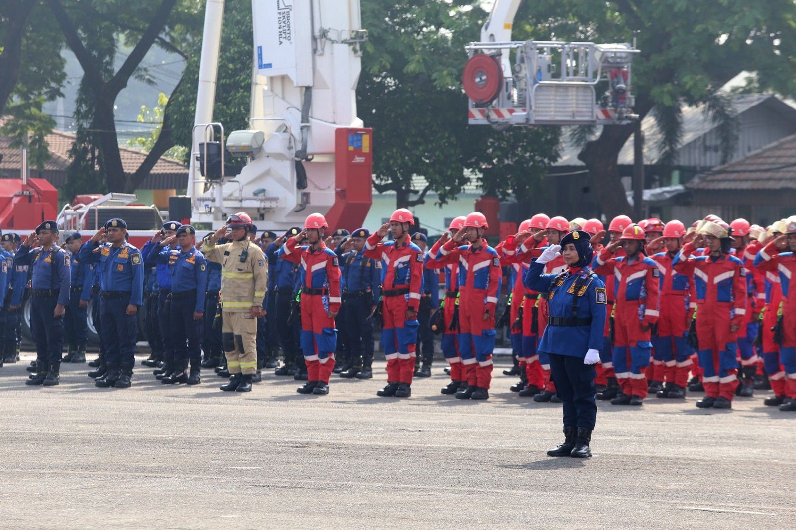 Damkar Surabaya Siaga Selama Libur Lebaran 2026, Warga Diminta Pastikan Rumah Aman Sebelum Mudik 1 Damkar Surabaya