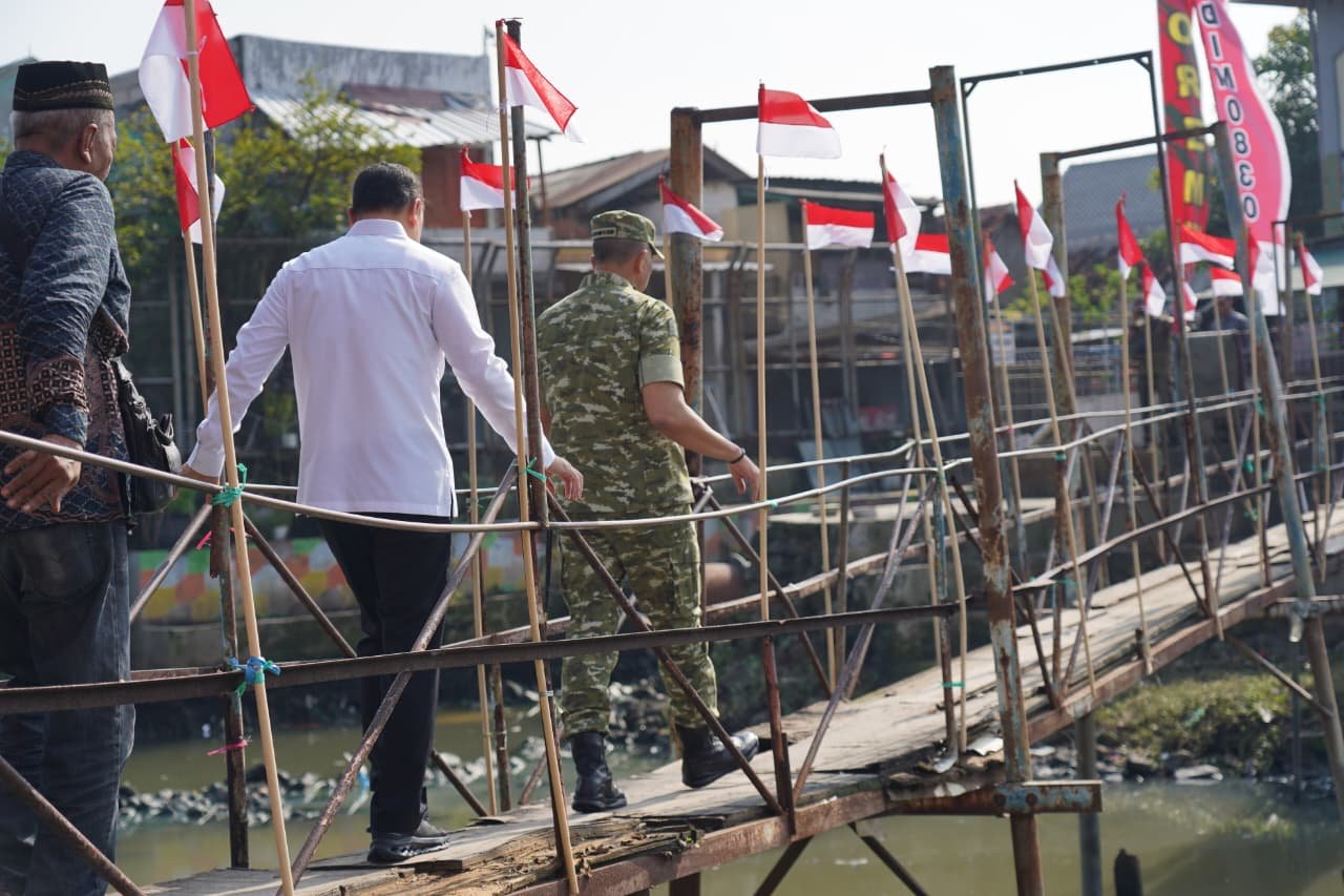 Pangdam V/Brawijaya Pimpin Ground Breaking Jembatan Garuda di Genting Kalianak, Surabaya