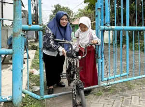 Wakil Ketua DPRD Surabaya, Rungkut Menanggal, Siswa SD