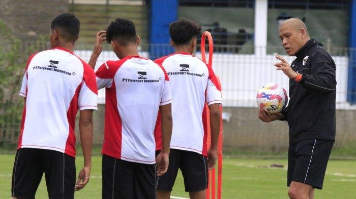 Pelatih Timnas U-20 Puas dengan Perkembangan Pemain Selama TC di Surabaya 1 Pelatih Timnas U-20 Puas dengan Perkembangan Pemain Selama TC di Surabaya