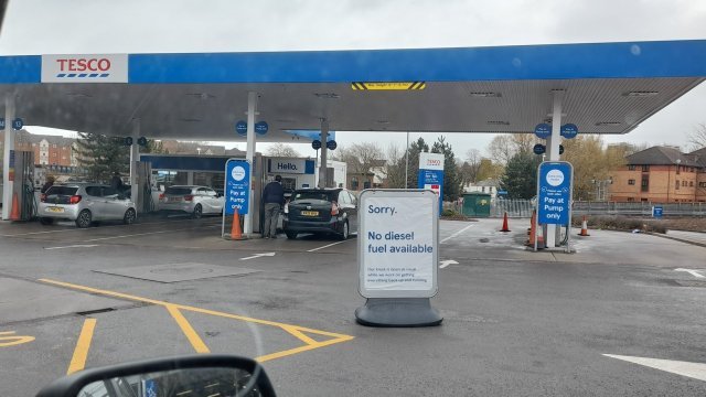 Krisis Energi Global: Australia Terancam Kekurangan BBM, Antrean Mengular dan Pemimpin Dunia Memperhatikan 1 Krisis Energi Global: Australia Terancam Kekurangan BBM, Antrean Mengular dan Pemimpin Dunia Memperhatikan