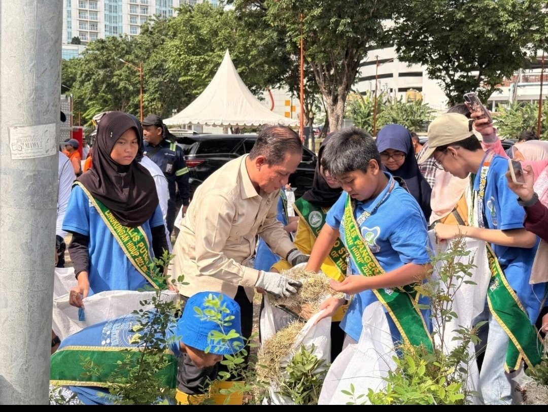 Perumda Surya Sembada Ikut Korve Kalimas, Dukung Gerakan Indonesia Asri Surabaya