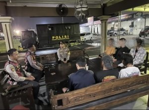 Patroli Pamapta Polres Mojokerto Kota Gagalkan Tawuran Jelang Sahur
