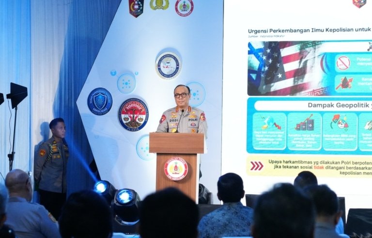 Perkuat Kebijakan Berbasis Data, Wakapolri Komjen Pol. Dedi Prasetyo Rilis Dua Buku