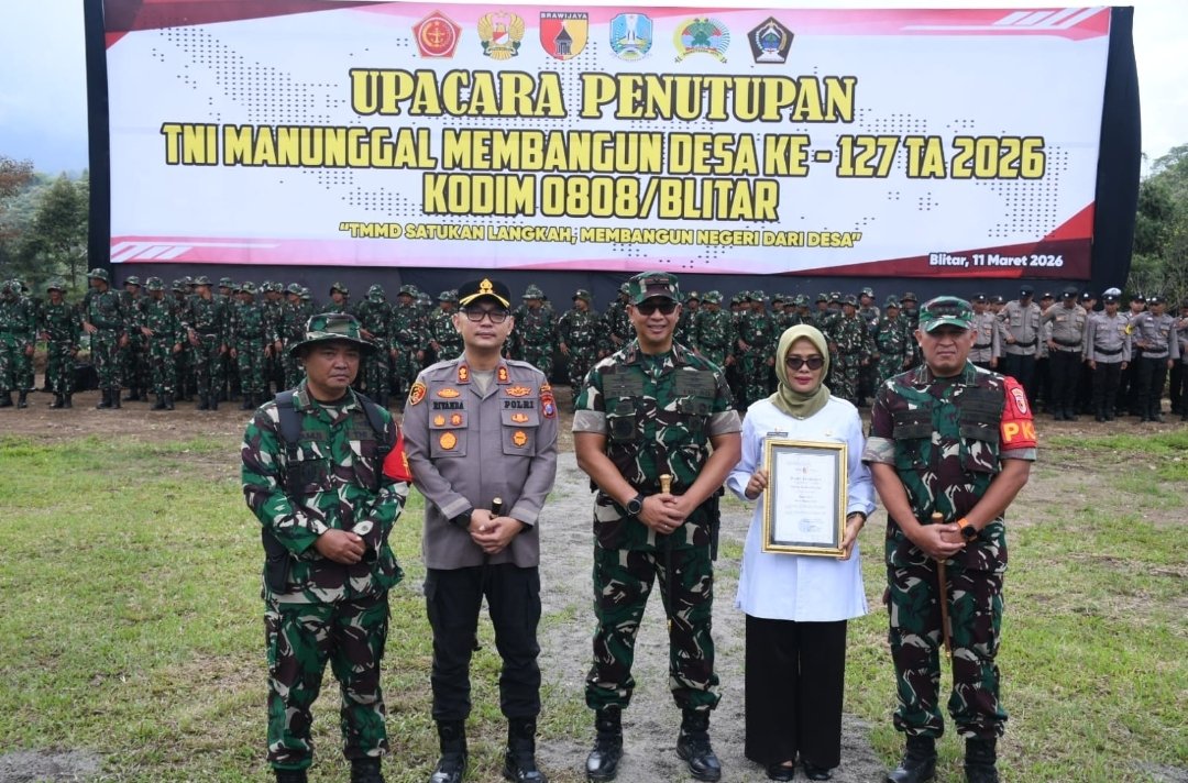 Tuntas 100 Persen, Danrem Apresiasi Sinergi TMMD ke-127 Blitar