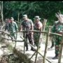 Danrem Untoro Tinjau 3 Lokasi Rencana Pemasangan Jembatan Armco di Blitar
