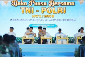 Buka Puasa Bersama TNI-Polri, Kapolri Tegaskan Sukseskan Program Presiden