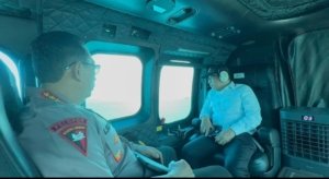 Cek Kesiapan Arus Mudik Pelabuhan Merak, Kapolri, Panglima hingga Menko PMK Patroli Naik Heli