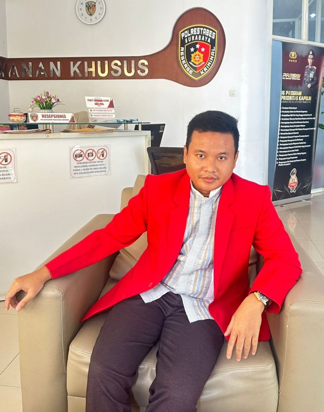 Advokat Jawa Timur Bung Taufik Sesalkan Dugaan Settingan OTT terhadap Wartawan, Serukan Aliansi Peduli Jurnalis 1 Advokat Jawa Timur Bung Taufik Sesalkan Dugaan Settingan OTT terhadap Wartawan, Serukan Aliansi Peduli Jurnalis