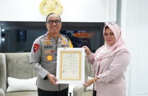 Menulis untuk Masa Depan: 39 dari 40 Buku Wakapolri Komjen Pol. Dedi Prasetyo Resmi Terdaftar HAKI