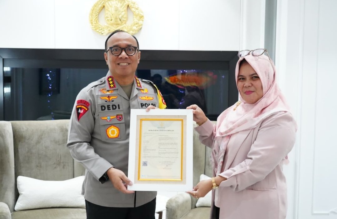 Menulis untuk Masa Depan: 39 dari 40 Buku Wakapolri Komjen Pol. Dedi Prasetyo Resmi Terdaftar HAKI