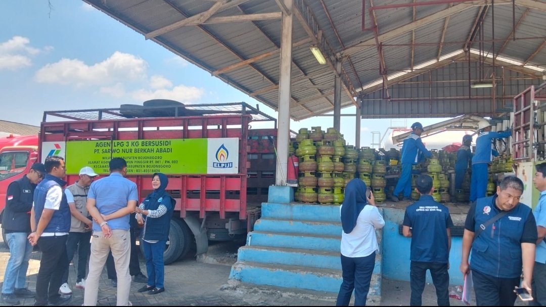 Polres Bojonegoro Bersama Pemkab Cek SPBE dan Pangkalan LPG Jaga Pasokan Jelang Lebaran