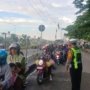 Jamin Kelancaran Arus Mudik, Polres Pelabuhan Tanjung Perak Siagakan Pengamanan di Pos Suramadu