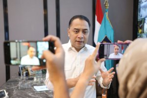 Wali Kota Eri Cahyadi Ingatkan Warga Surabaya Tunda Bepergian ke Luar Negeri di Tengah Krisis Timur Tengah