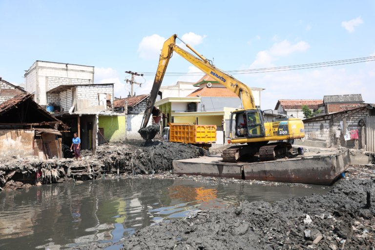 Kali Krembangan Seharusnya 28 Meter! Fakta Hukum Ini Bikin Publik Terkejut