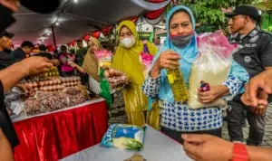 Komisi B DPRD Surabaya, Pasar Murah Harga Sembako, Jawa Timur