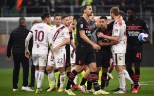 Strategi Permainan AC Milan: Dari 3-5-2 ke 4-3-3