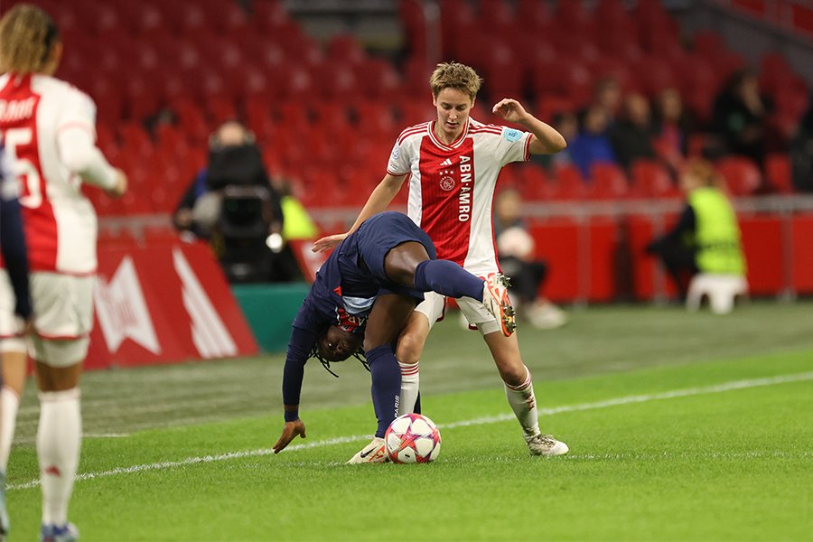 Peristiwa Unik di Johan Cruyff Arena: Suara Fans Tiba-Tiba Hilang 1 Peristiwa Unik di Johan Cruyff Arena: Suara Fans Tiba-Tiba Hilang
