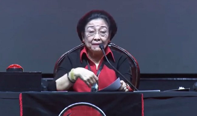 PDIP Jatim: Peran Megawati dalam Menjaga Keseimbangan Diplomasi Global 1 PDIP Jatim: Peran Megawati dalam Menjaga Keseimbangan Diplomasi Global