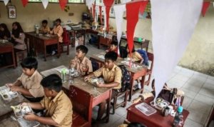 pengamat politik hendri satrio hensa merespons u sjuv 2