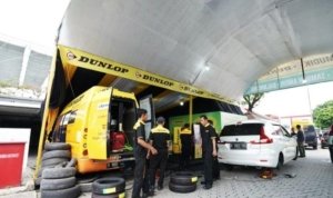 posko-mudik-dunlop-2023-di-jalan-tol-km-57-jakarta.jpg posko mudik dunlop 2023 di jalan tol km 57 jakarta