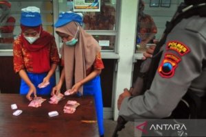 Status Ketenagakerjaan Pekerja Dapur MBG di Trenggalek Masih Jadi Tantangan