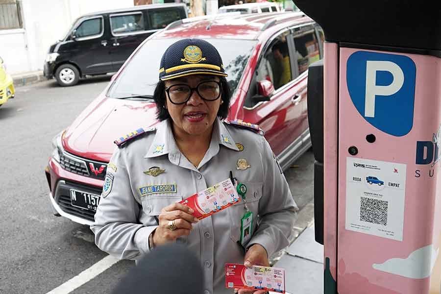 DPRD Surabaya: Pengadaan Voucher Parkir di Surabaya, Dukungan dan Tantangannya 1 DPRD Surabaya: Pengadaan Voucher Parkir di Surabaya, Dukungan dan Tantangannya