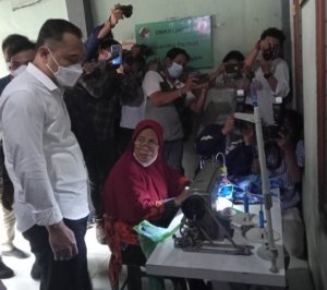 Pemkot Surabaya, Harga Plastik