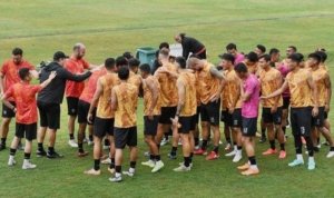 20240119 Borneo FC Berlatih dalam Laga di Yogyakarta