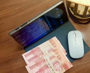 Mengenal Risiko Galbay Pinjol dan Solusi yang Tepat