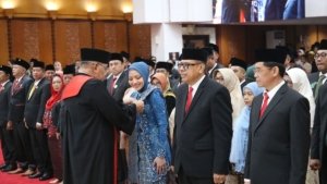 Perubahan Kepemimpinan di DPRD Surabaya: Proses PAW Anas Karno dan Pemilihan Ketua Baru