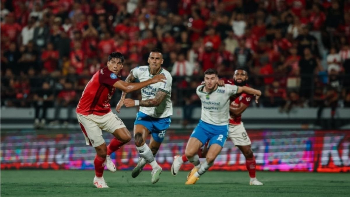 Iwan Bule Optimis Persib Bandung Mencapai Hattrick Juara Liga Indonesia