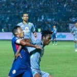 63387bd9ee323 arema fc vs persebaya di stadion kanjuruhan 1265 711