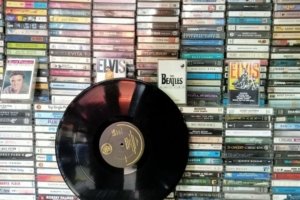 Patmosusastro Surabaya Koleksi Bersejarah yang Bertahan di Tengah Perubahan