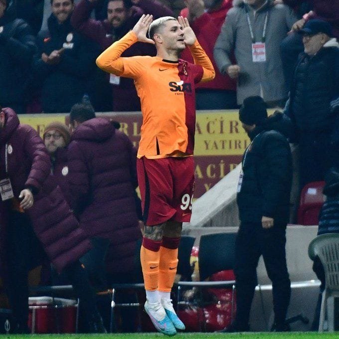 Galatasaray Siap Hadapi Trabzonspor: Daftar Pemain yang Akan Turun 1 Galatasaray Siap Hadapi Trabzonspor: Daftar Pemain yang Akan Turun