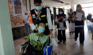AB PENANGANAN PESERTA HAJI YANG SAKIT SEBELUM KEMBALI KE KLOTER