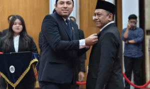 Anas Karno ,DPRD Surabaya