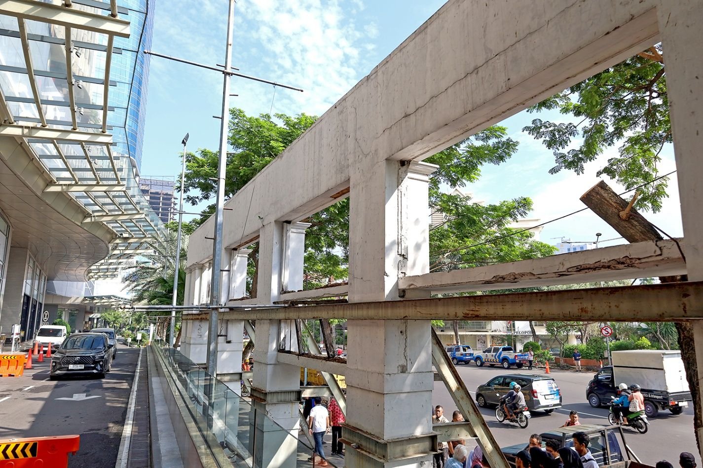 Pemkot Surabaya, Normalisasi Trotoar ,Jalan Embong Malang