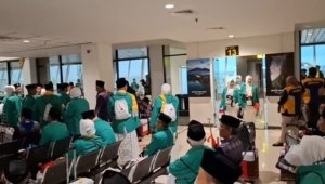 Kondisi Kesehatan Jemaah Haji yang Menunda Keberangkatan di Embarkasi Surabaya
