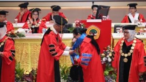 Tambah Kekuatan Intelektual, Untag Surabaya Resmikan Dua Profesor Baru