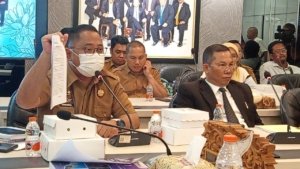 Pemkot Surabaya DPRD Surabaya unicomindo