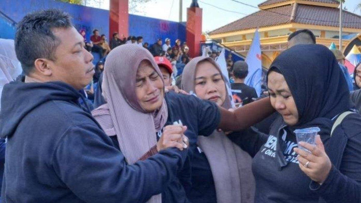 Keluarga Korban Tragedi Kanjuruhan Menolak Rencana Laga Arema FC vs Persebaya di Stadion yang Jadi Tempat Duka
